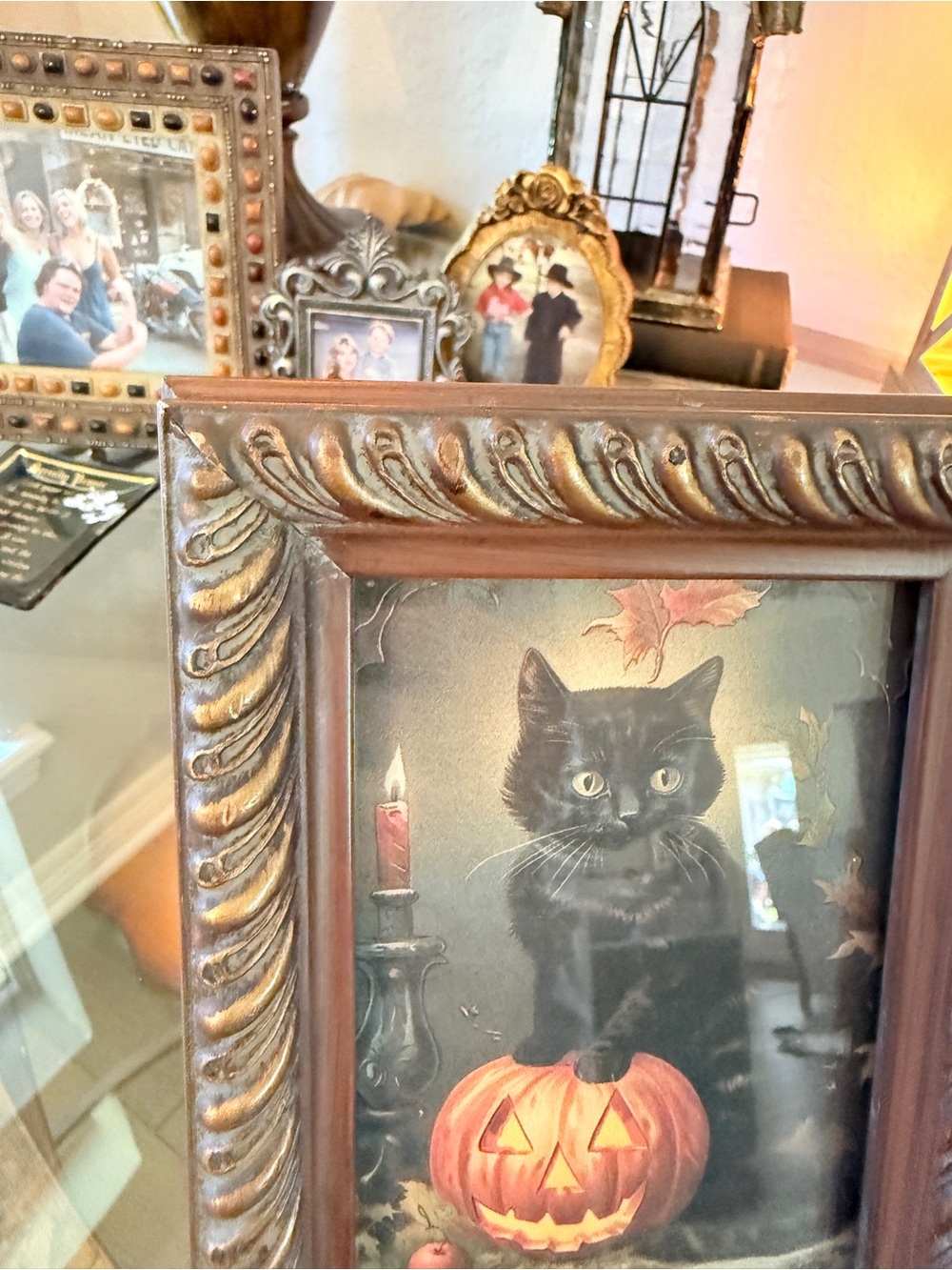 3 Vintage Black Cat Halloween Picture Frames - Picture 5 of 16